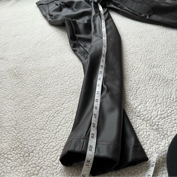 Noa relaxed High Rise Faux Leather Pants - Picture 7 of 10